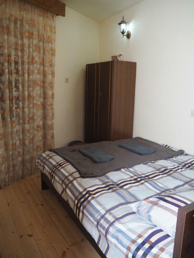 Jeki'S Apartment In Old Tbilisi Eksteriør billede